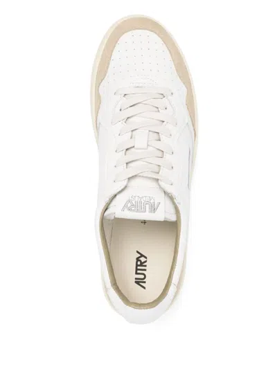 Autry Medalist Low-top Sneakers