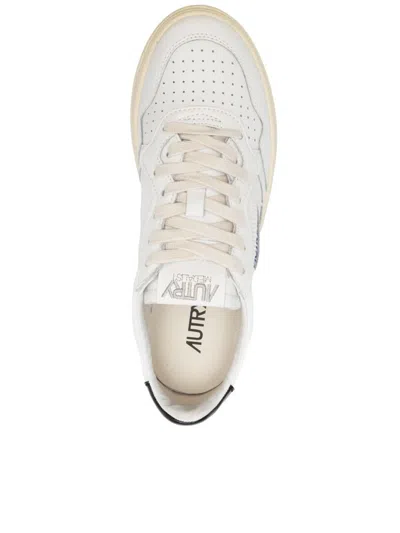 Autry Sneakers 01 Medalist In White
