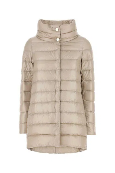 Herno Streamlined Puffer Jacket With High Collar And Quilted Texture
