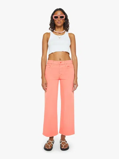 Mother Cats And Dogs Amber Mid Rise Maven Ankle Jeans In Peach In Pink