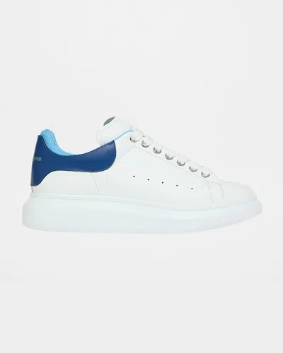 Alexander Mcqueen Sneakers Oversize In Pelle Bianca E Talloncino In Pelle Scamosciata Blu Avio In White