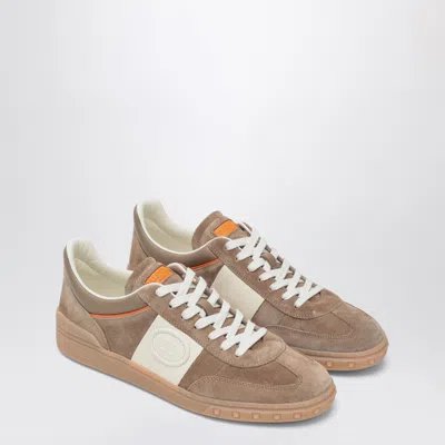 Valentino Low Top Sneaker Contrast Stitching In Brown