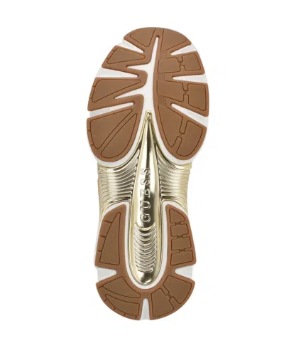 Guess Women's Ibitha Oversized G Chunky Fashion Sneakers