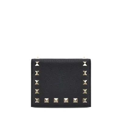 Valentino Garavani Valentino Small Rockstud Calfskin Wallet In Black