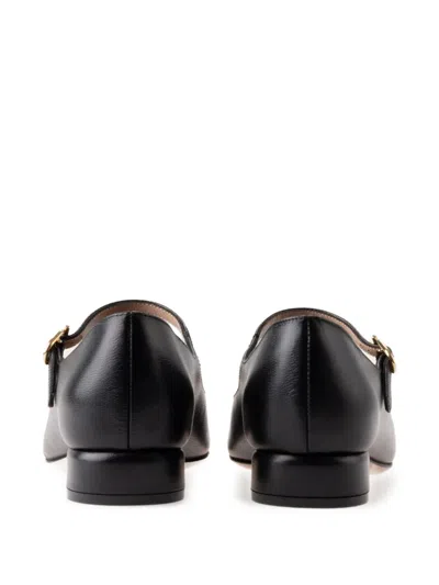 Ferragamo Buckle Detail Gold-tone Hardware Ballerina Shoes In Black