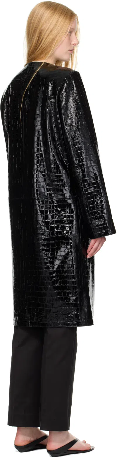 Totême Croc Embossed Leather Coat In Black