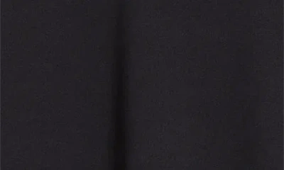 Lyssé Essential V-neck Shell