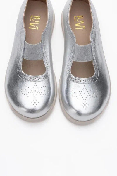 Forever & Always Shoes Chelle Elastic Leather Flat In Silver