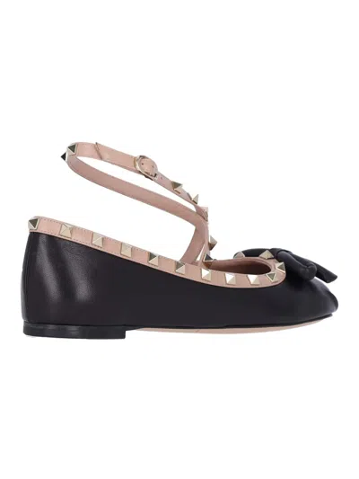 Valentino Garavani Rockstud Leather Flats In Black