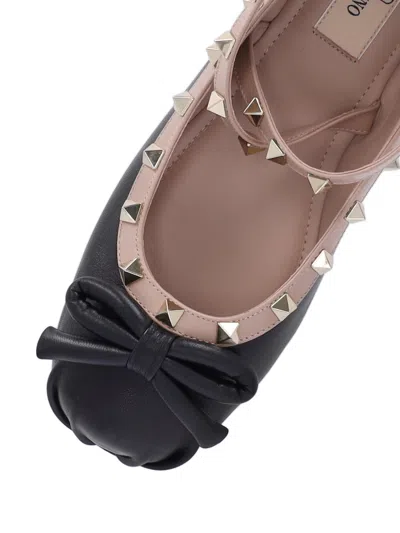 Valentino Garavani Rockstud Leather Flats In Black