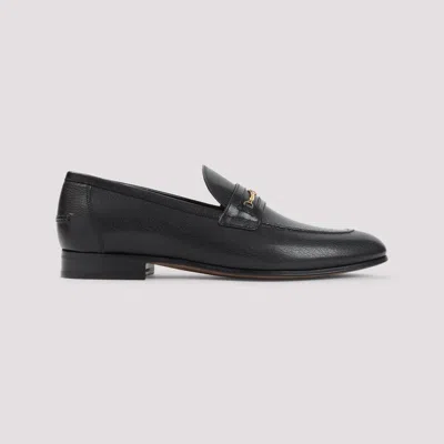 Valentino Garavani Men Vlogo Signautre Leather Loafers In Black