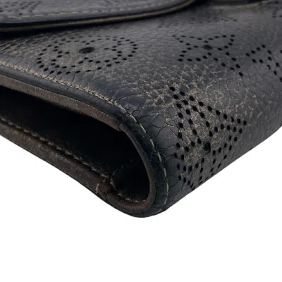 Pre-owned Louis Vuitton Silver Leather Long Wallet (bi-fold) ()