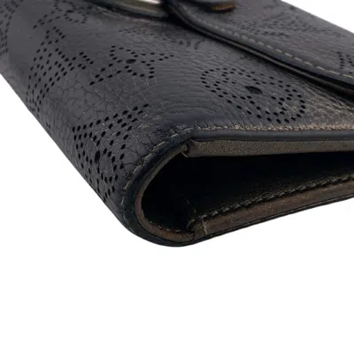 Pre-owned Louis Vuitton Silver Leather Long Wallet (bi-fold) ()