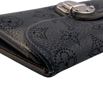 Pre-owned Louis Vuitton Silver Leather Long Wallet (bi-fold) ()