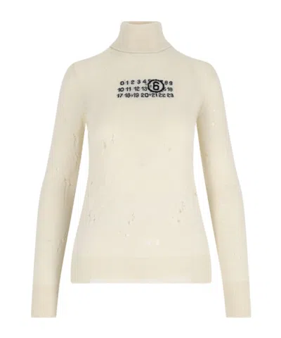 Mm6 Maison Margiela Distressed Crewneck Knitwear With Ribbed Finish In White