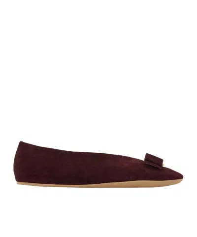 Ferragamo Bow Detail Suede Ballerinas In Burgundy