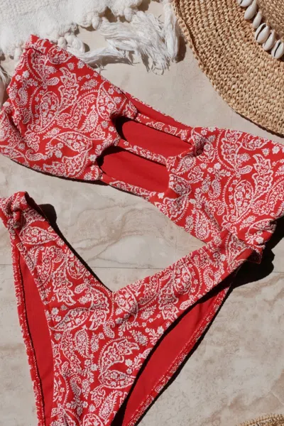 Jmp The Label Vegas Top - Red Paisley