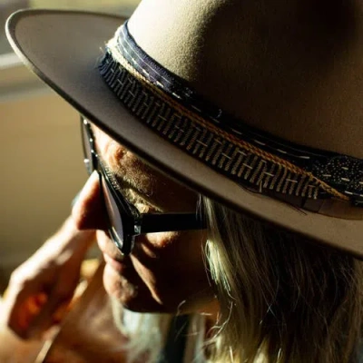 Caddis D28 | Reading Glasses