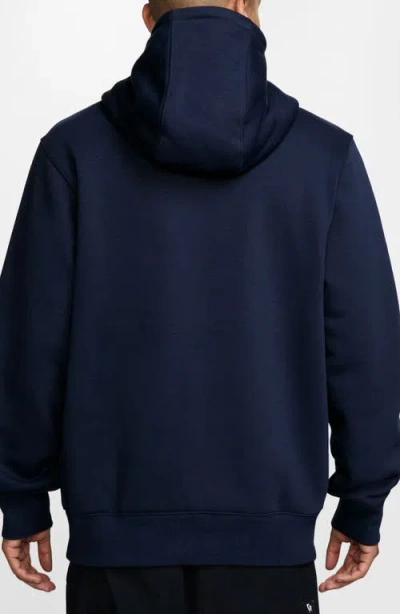 Nike Club Logo Fleece Pullover Hoodie Sweatshirt In Obsidian, Men's At Urban Outfitters In Blue