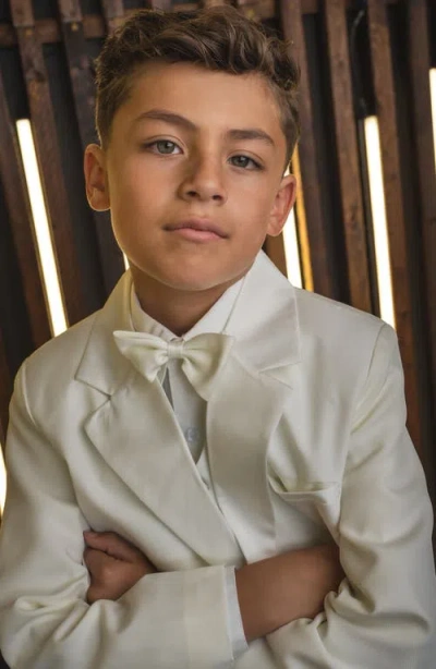 Peanut Butter Collection Bond Tuxedo