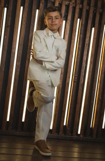 Peanut Butter Collection Bond Tuxedo