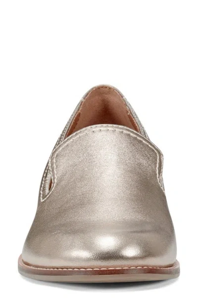 Earth Women's Edna Flat Slip-on Loafers