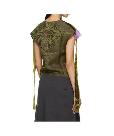 Edward Cuming Scratch The Itch Top In Green