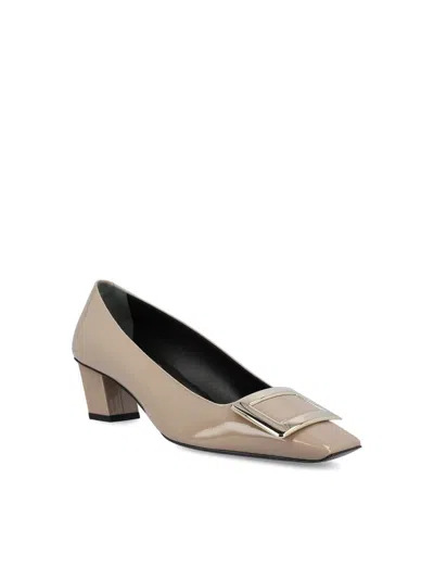 Roger Vivier Belle Vivier 45 Metal Buckle Pumps In Patent Leather In Gray