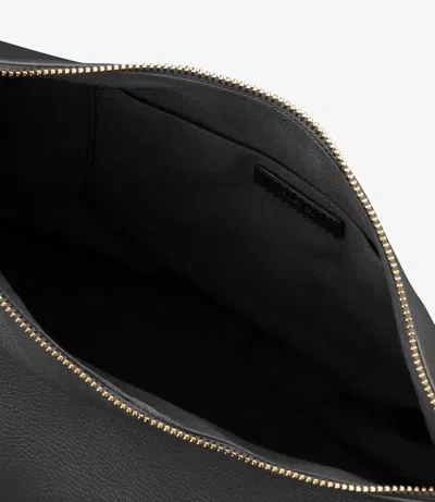 Apc A.p.c. Women Maxi Vera Shoulder Bag In Black