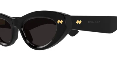 Bottega Veneta Bv1350s Linea Ribbon 001 Black Grey Sunglasses In Black
