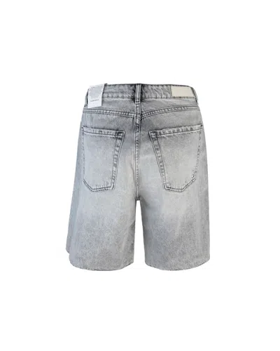 Icon Denim Lea Grey Bermuda Pants With Front Ripped Details And Logo Patch On The Rear In Denim Woman In Gray