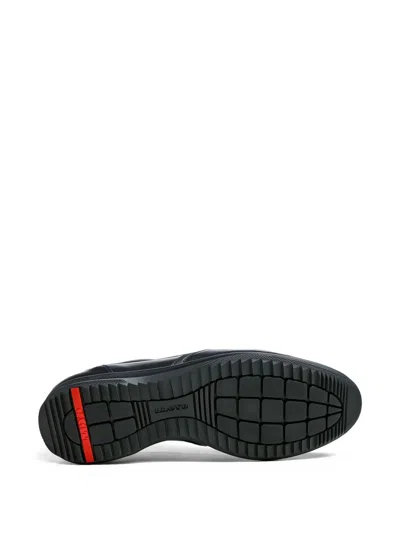 BARNARD 系带皮质运动鞋