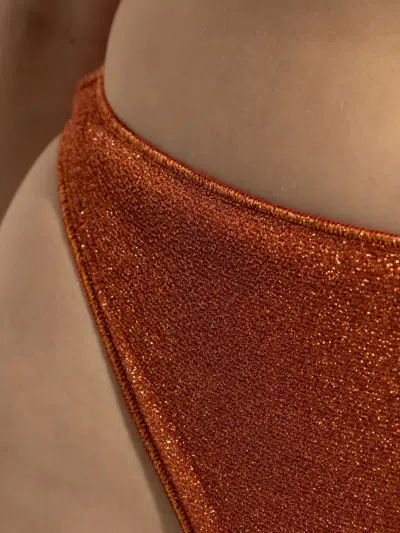 闪亮双色比基尼套装