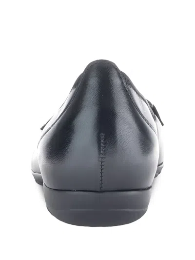 扣环细节芭蕾平底鞋