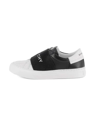 Givenchy Sneakers With Logo In White