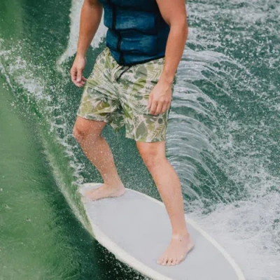 Mountain Khakis Stretch Printed Poplin Deck Short In Green