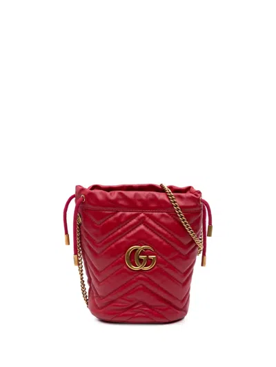 Pre-owned Gucci 2016-2024 Small Gg Marmont Matelasse Leather Bucket Bag In Red
