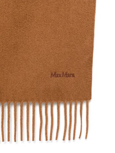 Max Mara Classic Big Scarf "baci" In Brown