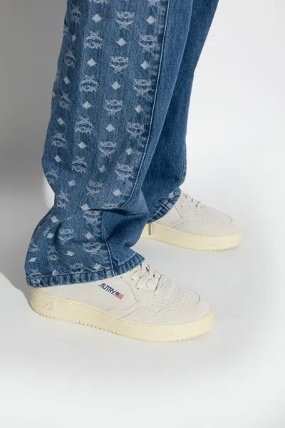 Autry Low-top Suede Sneakers Perforated Detailing In Gray