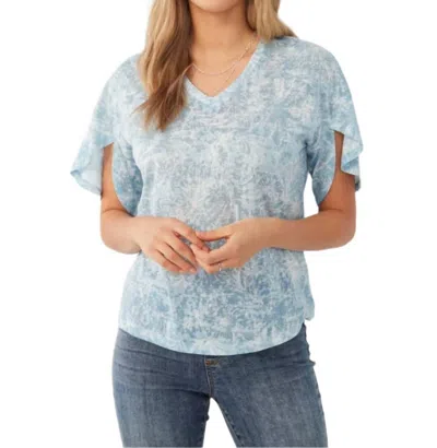 Fdj Palm Scribble Flutter Sleeve Top In Blue In Blue