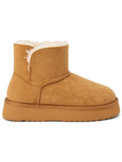 Beach By Matisse Women's Apres Ski Boot In Chestnut