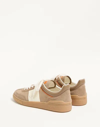 Valentino Low Top Sneaker Contrast Stitching In Brown