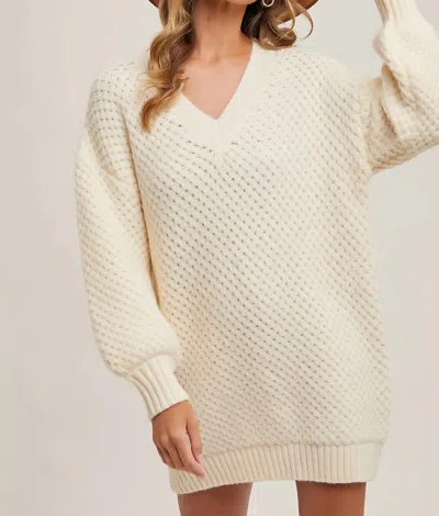 Bluivy V-neck Bubble Sleeved Knit Sweater Tunic In Cream In Neutral