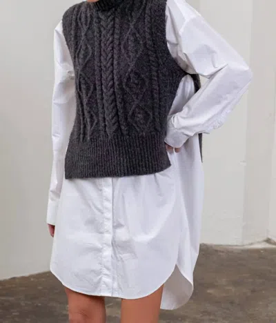Moon River Tuttle Neck Cable Side Vest In Charcoal In Gray