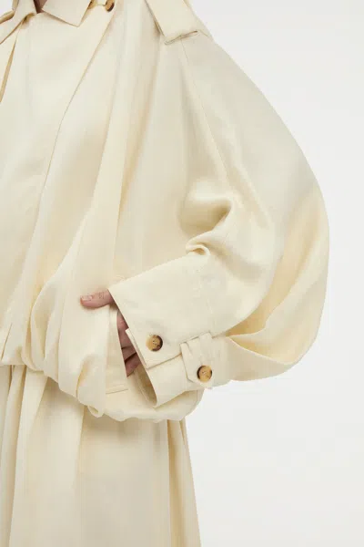 Gabriela Hearst Hunt Oversized Trench Jacket In Ivory Textured Linen In Neutral