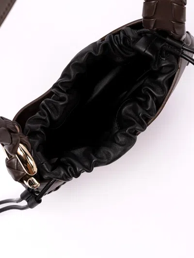 Chloé Structured Leather Shoulder Bag With Braided Detailing