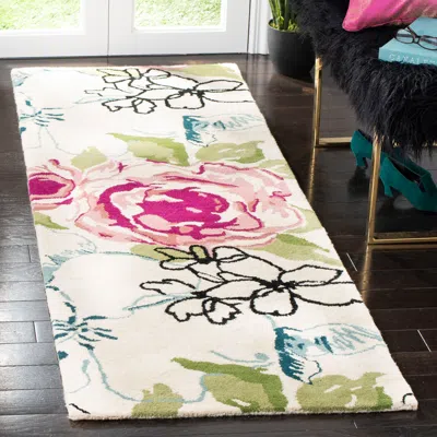 Safavieh Wyndam Area Rug, Ivory / Multi Country Floral Style In Multi