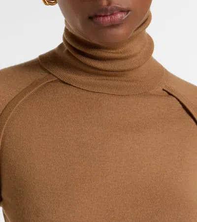 Victoria Beckham 'piping' Sweater In Brown