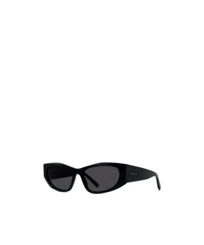 Givenchy Full Frame Sunglasses In Black