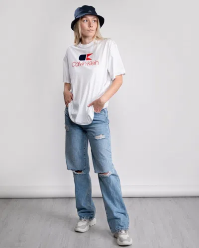 Calvin Klein Oversized Fit Crew-neck T-shirt With Printed Logo In White